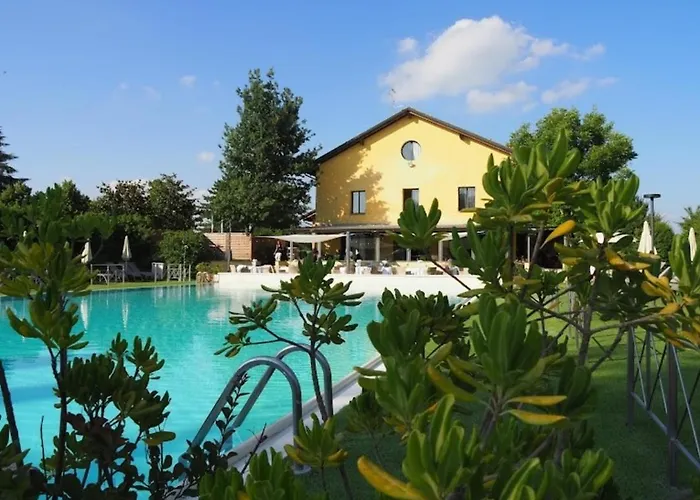 Apartment Les Maisons Des Fleurs Reggio Emilia