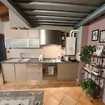 Les Maisons Des Fleurs Apartman