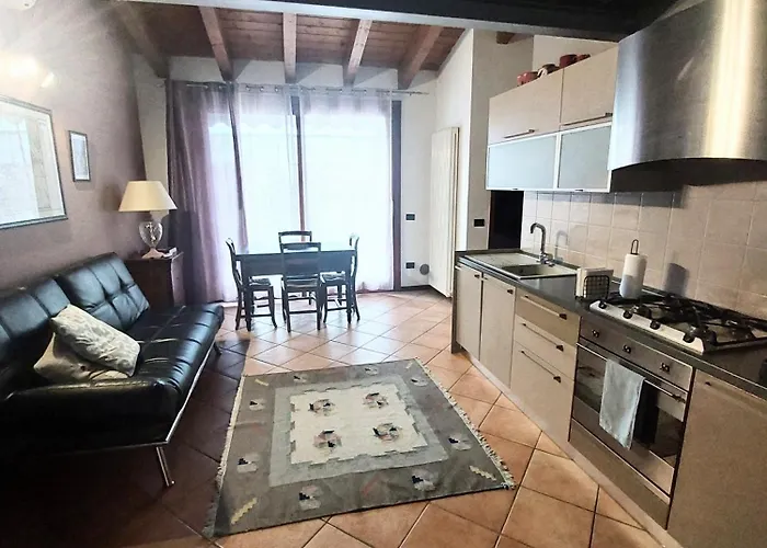 Les Maisons Des Fleurs Reggio Emilia