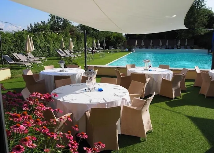 Les Maisons Des Fleurs Apartament